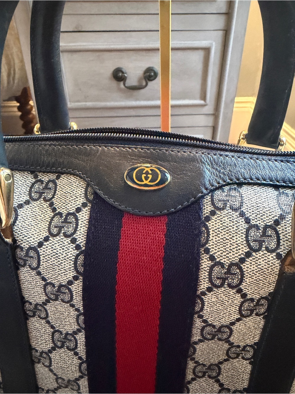 Gucci-Boston Bag Medium - Picture 2 of 7